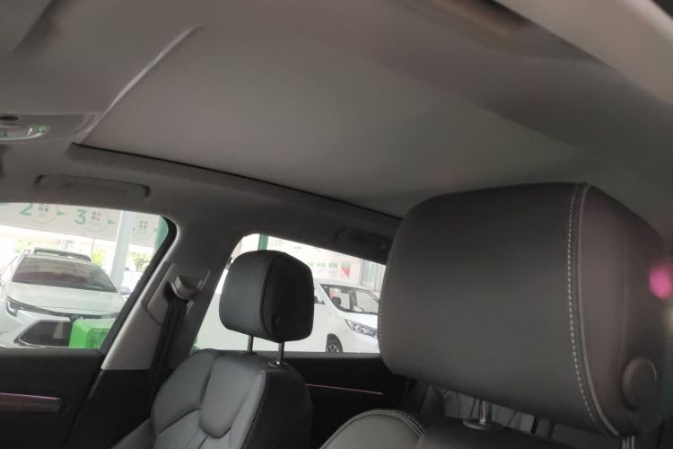 奥迪Q5L 2022款 改款 40T 豪华动感型中控内饰22