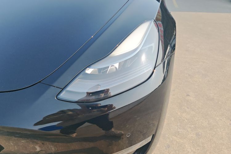特斯拉 Model Y 2021款 标准续航后驱版局部细节36