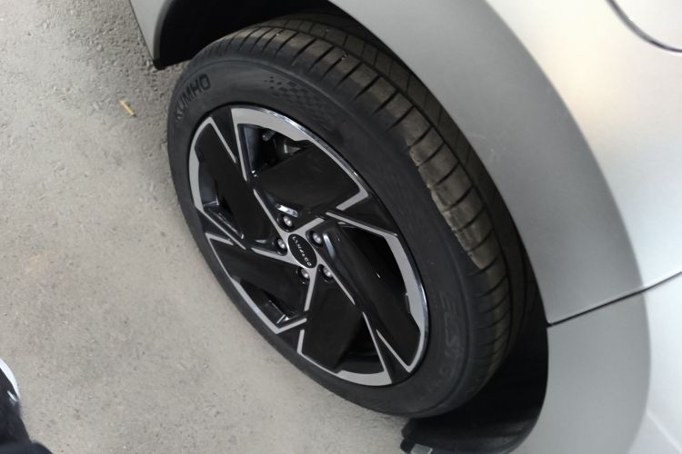 领克07 2024款 EM-P 126长续航 Halo车身外观56