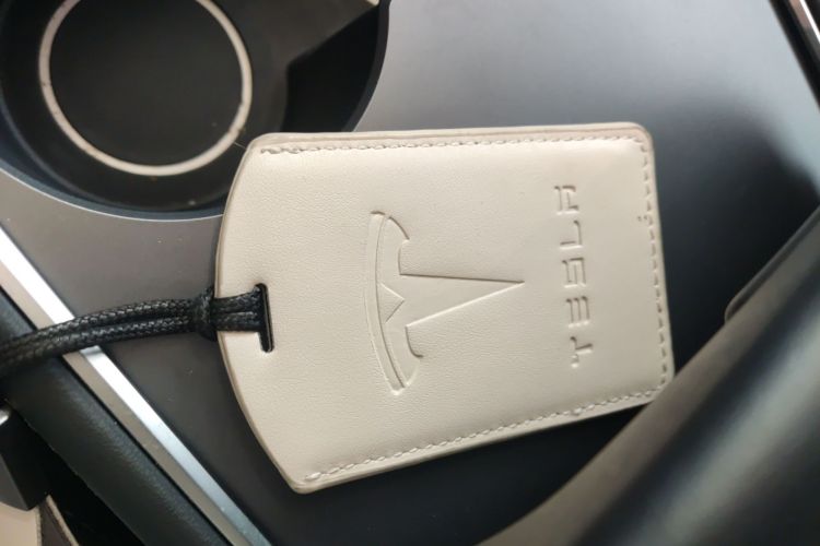 特斯拉 Model Y 2021款 长续航全轮驱动版 3D7中控内饰11