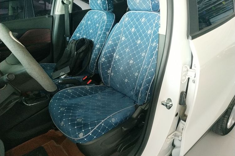 别克 昂科拉 2015款 1.4T 手动两驱都市进取型局部细节19