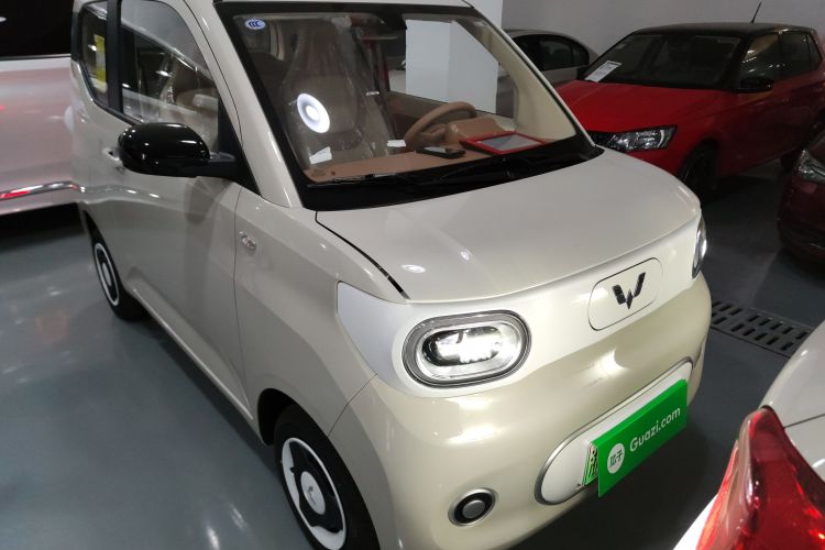 五菱汽车 宏光MINIEV 2024款 第三代 215km 青春版车身外观3