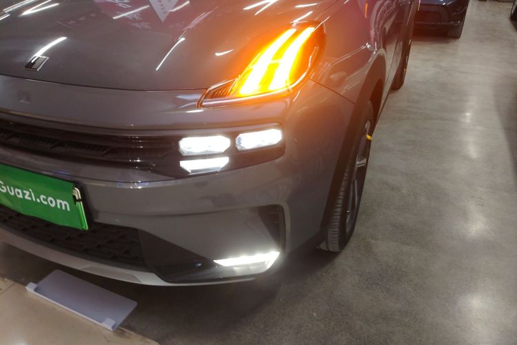 领克06 EM-P 2022款 PHEV 84KM续航版 Pro局部细节36