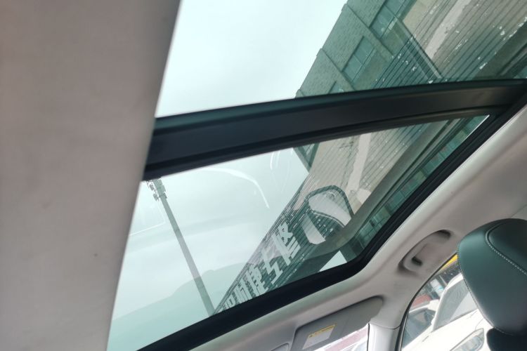 荣威RX5 2019款 20T 两驱自动4G互联铂金版局部细节22