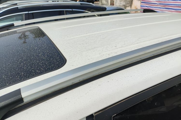 宝骏730 2016款 1.5L 手动豪华型 7座局部细节57