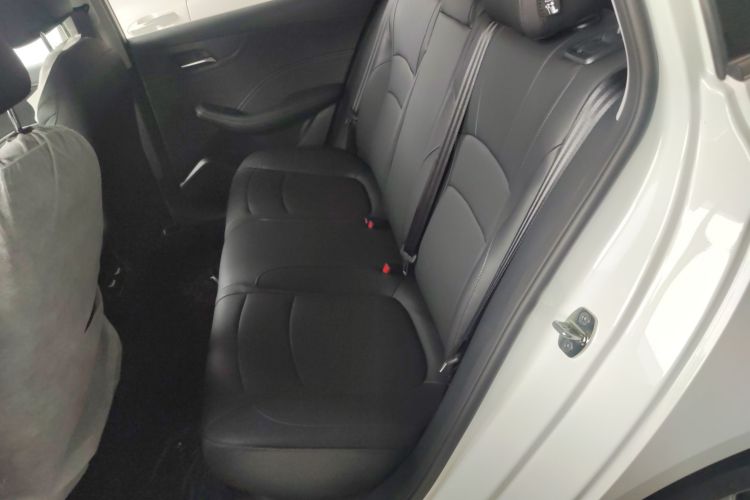 荣威i5 2023款 1.5L CVT豪华版中控内饰7004