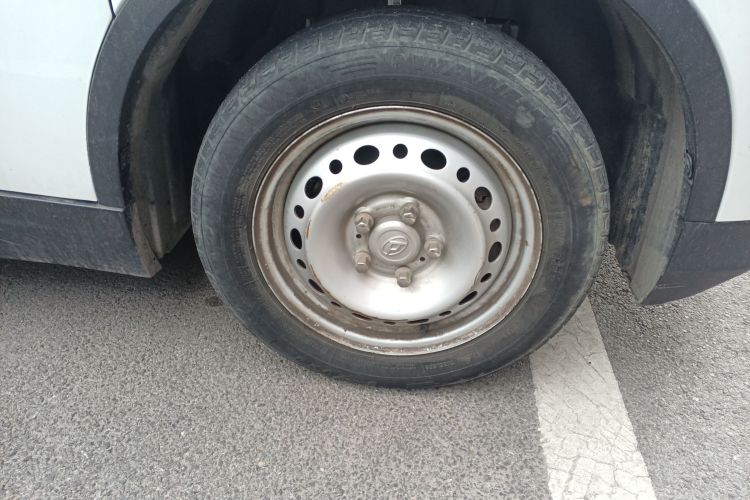 上汽大通MAXUS 大通EV30 2022款 纯电智能物流专家短轴国轩车身外观6007