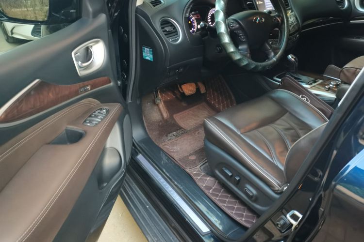 英菲尼迪QX60(进口) 2018款 2.5 S/C Hybrid 两驱卓越版 国VI中控内饰20