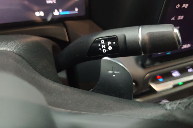 坦克300 2025款 2.0T 征服者局部细节18