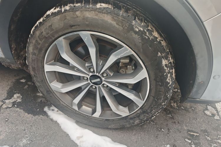 魏牌 VV6 2018款 2.0T 两驱旗舰型 国V车身外观10