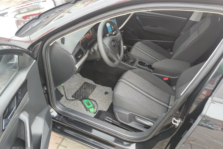 大众 朗逸 2018款 1.5L 自动风尚版 国V中控内饰20