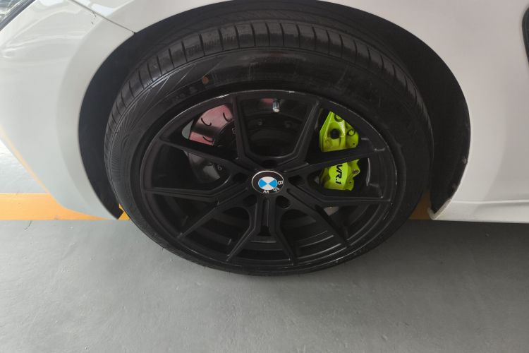 宝马3系 2019款 320Li M运动曜夜版车身外观6007