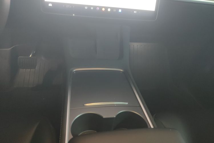 特斯拉 Model Y 2022款 改款 后轮驱动版局部细节18