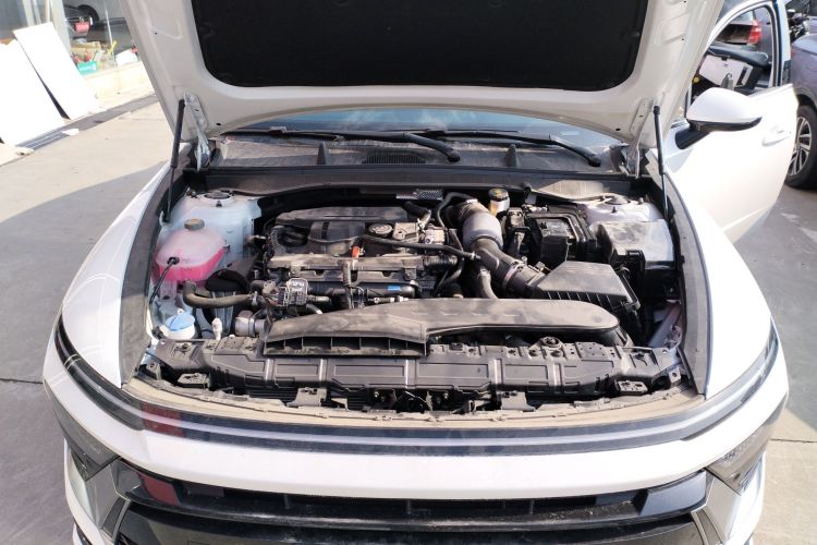 现代 索纳塔 2024款 1.5T Pro机舱底盘24
