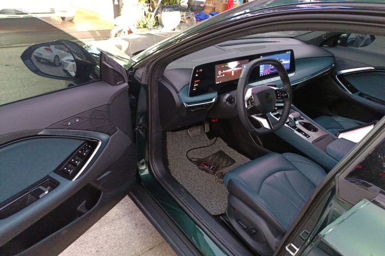 名爵 MG7 2023款 2.0T 自动猎美奢享版中控内饰20