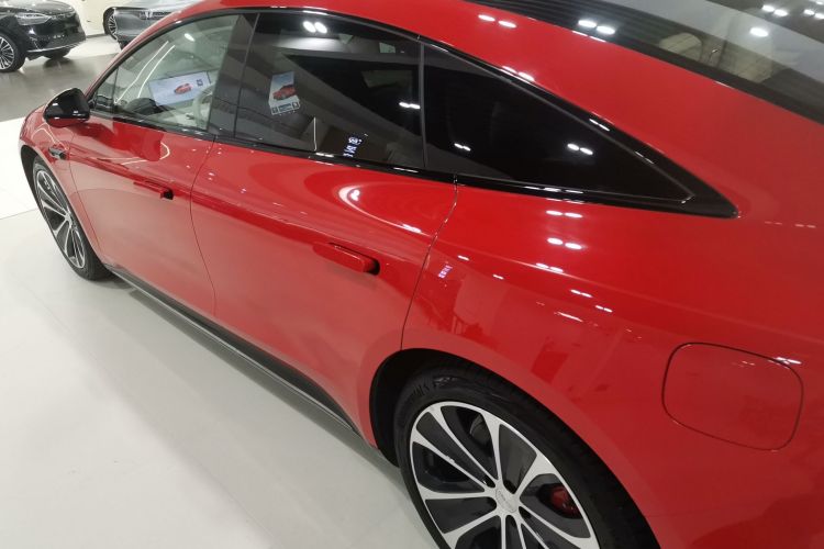 鸿蒙智行 智界S7 2024款 Ultra 四驱旗舰版车身外观4