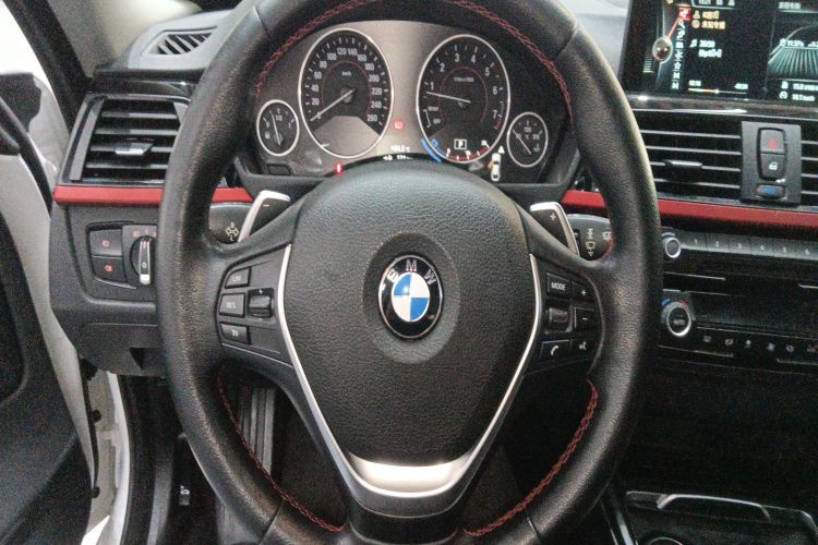 宝马4系 2014款 428i  xDrive Gran Coupe 设计套装型中控内饰13