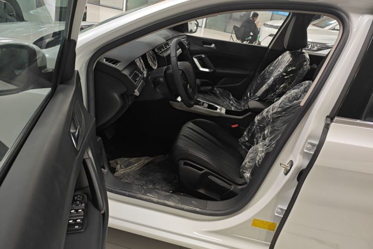 标致408 2020款 360THP 十周年质臻版中控内饰20