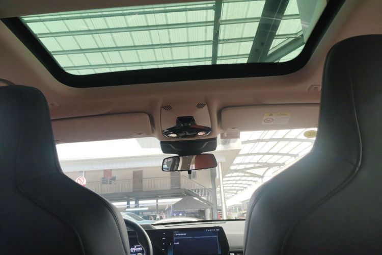 宝马X1 2023款 xDrive25Li M运动套装中控内饰22