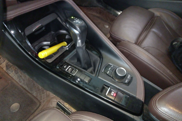 宝马X1 2018款 sDrive18Li 尊享型局部细节18