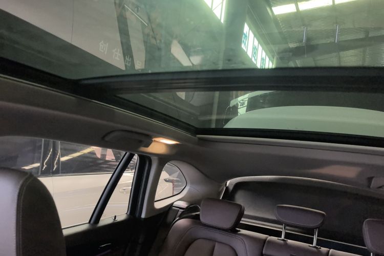 宝马X1 2020款 sDrive25Li 领先型中控内饰22