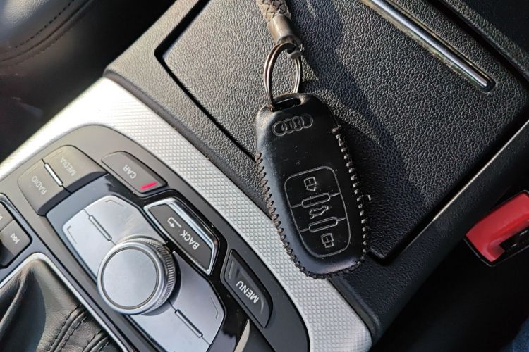 奥迪A6L 2014款 TFSI 标准型中控内饰7001