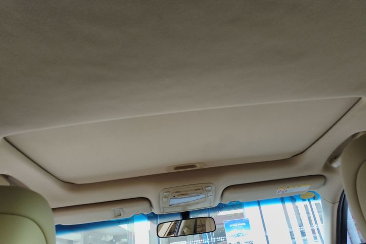 丰田 皇冠 2015款 2.0T 时尚版局部细节22