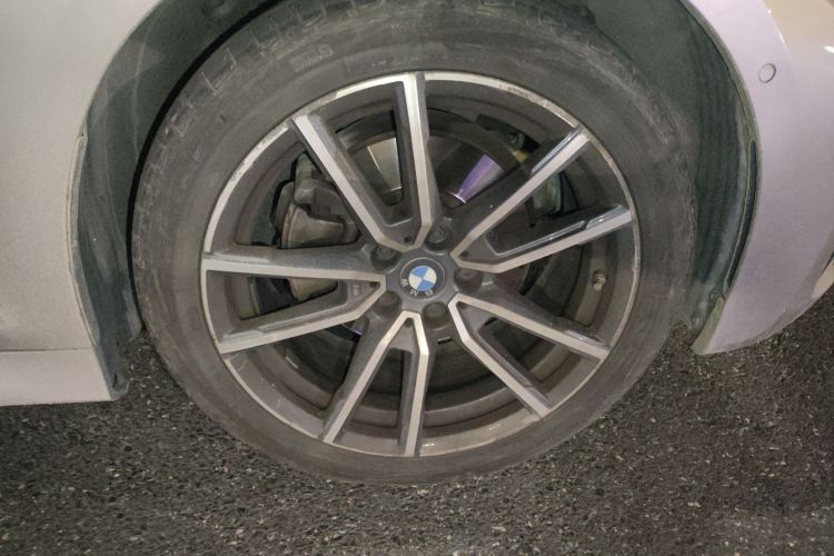 宝马3系 2021款 320Li M运动套装车身外观6007