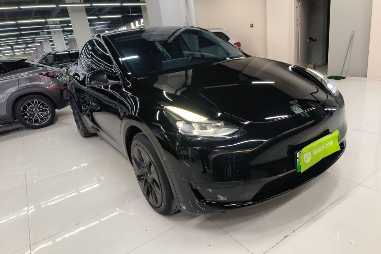 特斯拉 Model Y 2022款 改款 后轮驱动版车身外观3