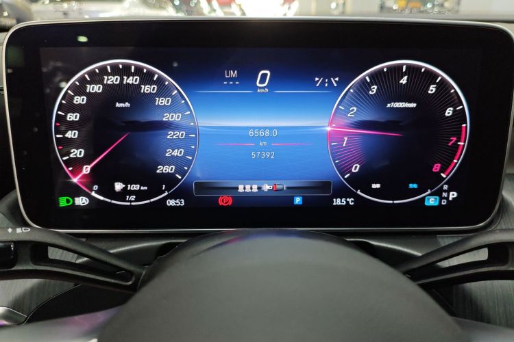 奔驰C级 2023款 改款 C 260 L 运动版中控内饰14