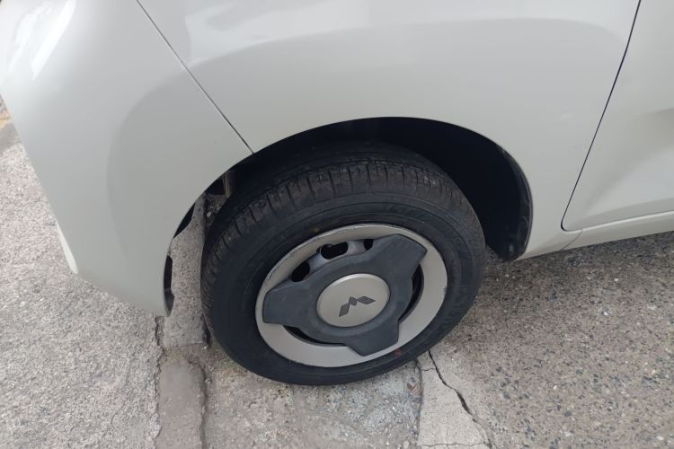 五菱汽车 宏光MINIEV 2022款 马卡龙臻享款 磷酸铁锂车身外观6007