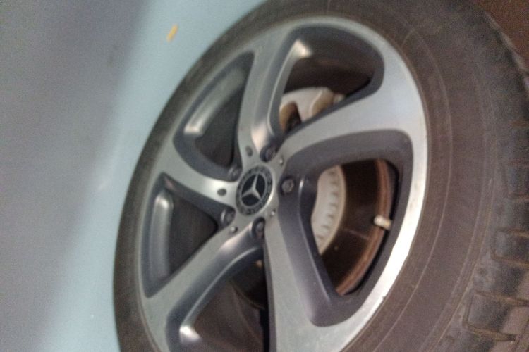 奔驰E级 2018款 E 300 L 运动豪华型车身外观6008