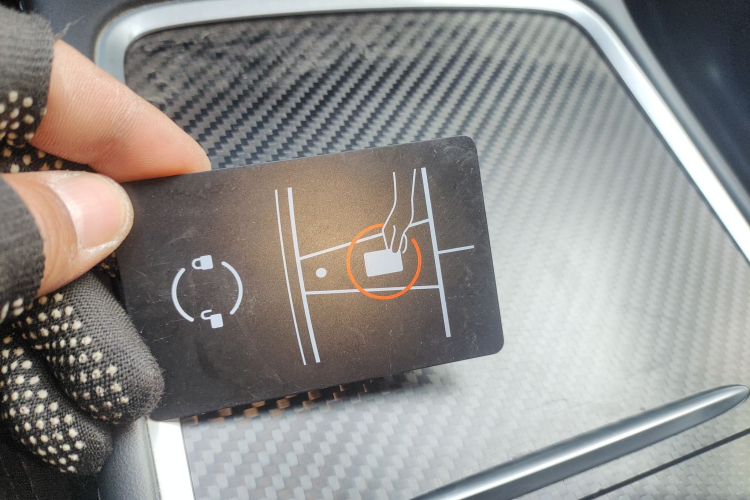 特斯拉 Model 3 2021款 标准续航后驱升级版中控内饰11