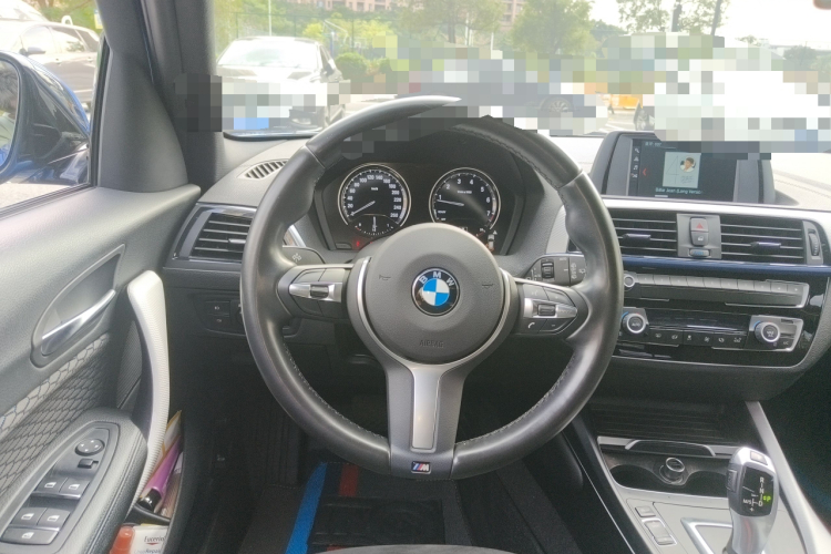 宝马1系(进口) 2018款 120i M运动套装中控内饰13