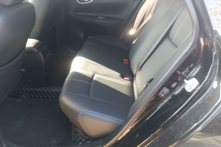 日产 轩逸 2022款 经典 1.6XE CVT舒适版中控内饰21