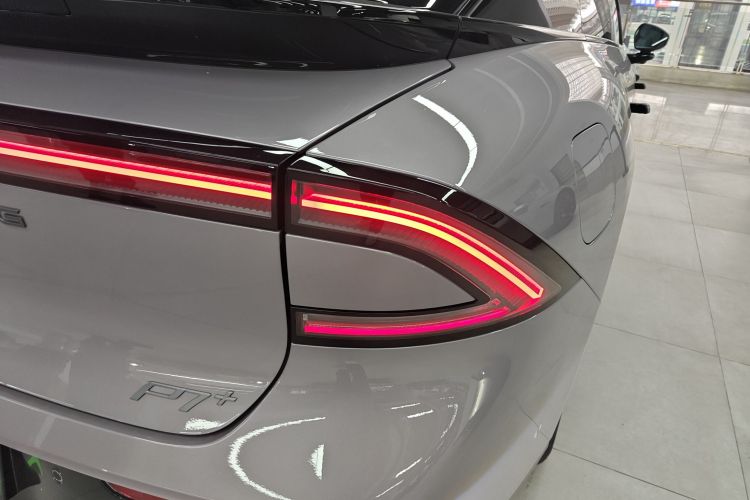 小鹏P7+ 2024款 长续航 Max车身外观9