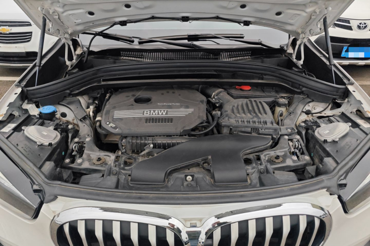 宝马X1 2022款 sDrive20Li 尊享型机舱底盘24