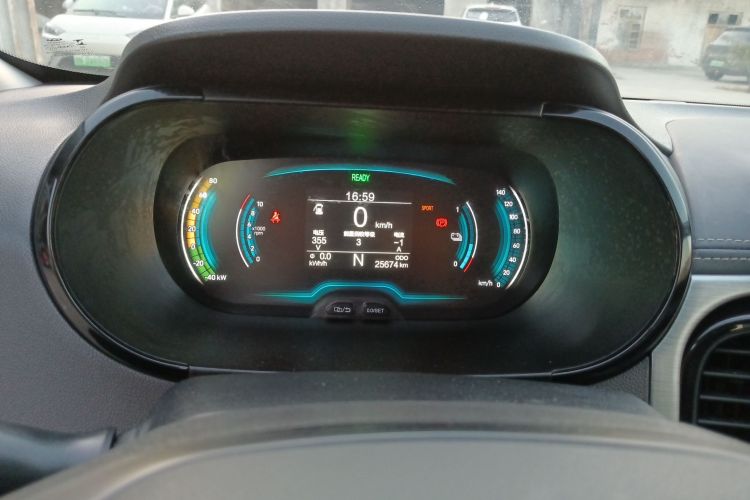 奇瑞 小蚂蚁 2022款 甜粉款 半糖版 磷酸铁锂 30kW 301km中控内饰14