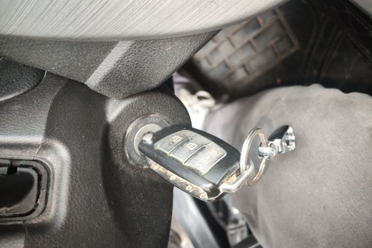 吉利汽车 远景 2018款 1.5L 手动幸福版中控内饰11