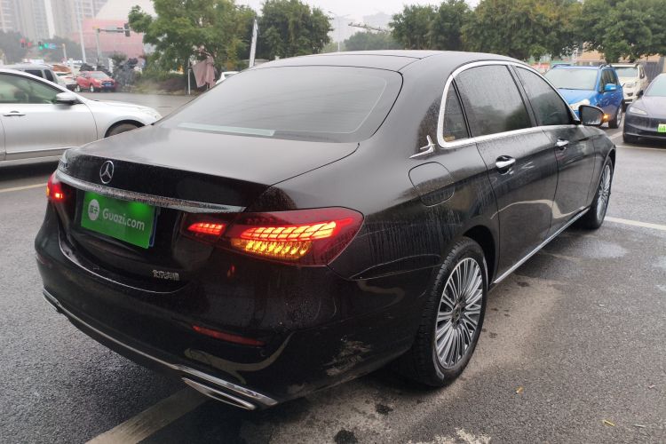 奔驰E级 2023款 改款 E 300 L 时尚型车身外观6005