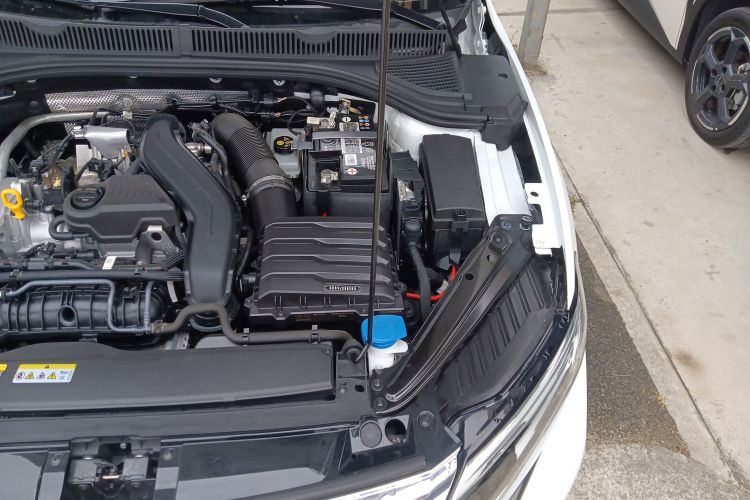 大众 速腾 2023款 300TSI DSG超越版机舱底盘26