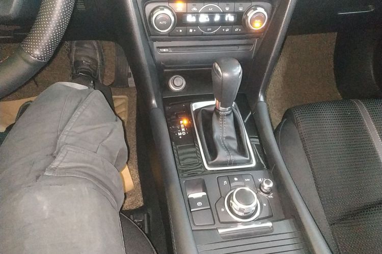 马自达3 昂克赛拉 2017款 两厢 1.5L 自动豪华型 国V局部细节18