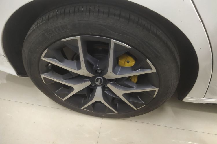 广汽传祺 影豹 2022款 270T DCT J16银河战机版车身外观6008