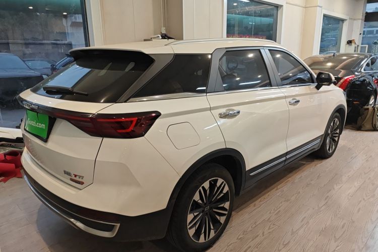 奔腾T77 2023款 1.5T 自动豪华型车身外观7