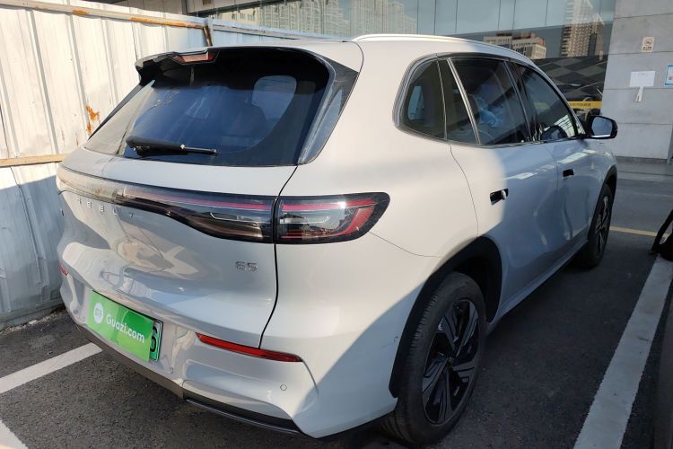 吉利银河 银河E5 2024款 530km 星舰版车身外观7