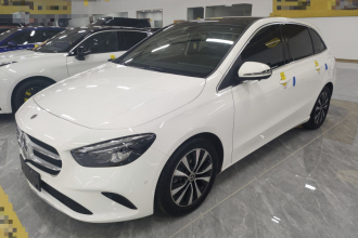 奔驰B级 2022款 改款 B 200 动感型