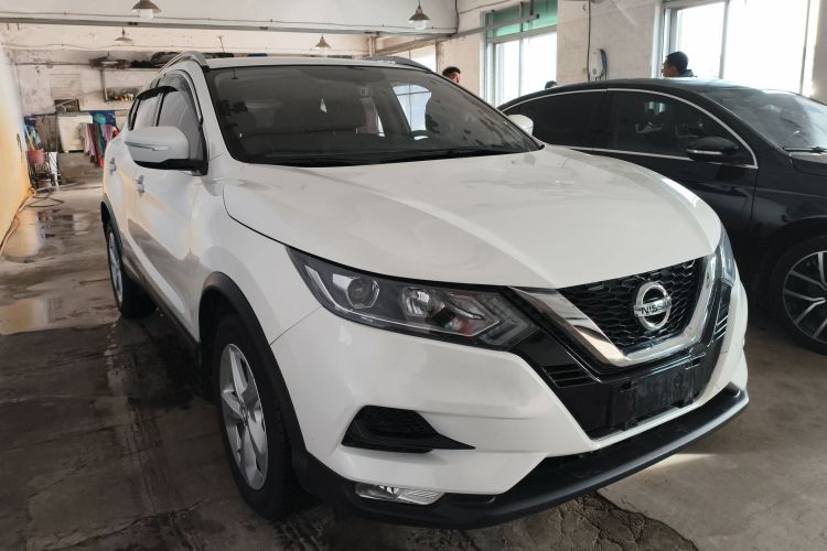 日产 逍客 2019款 2.0L CVT智享版车身外观3