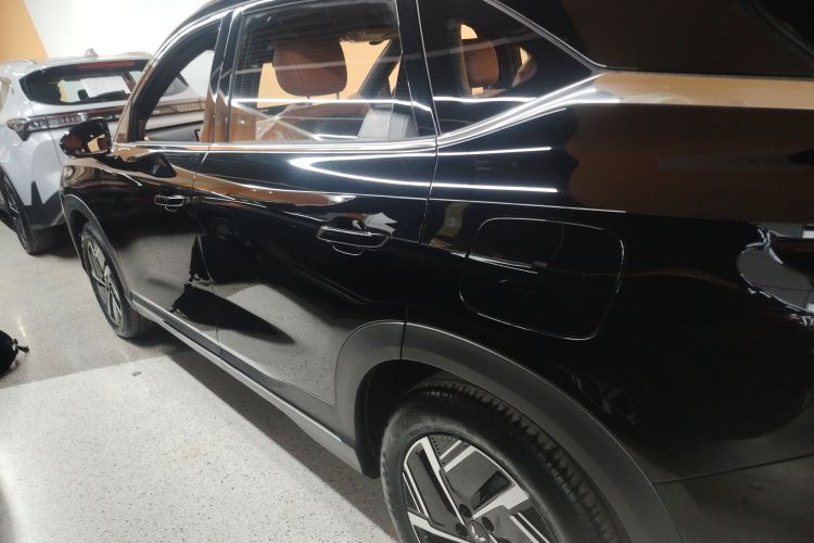 五菱汽车 五菱星光S 2025款 510km 旗舰型车身外观4