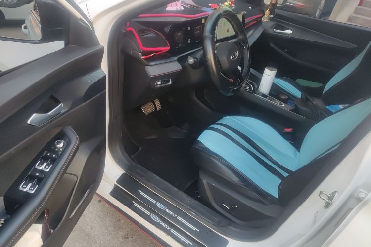 吉利汽车 2022款 缤瑞COOL 1.5T DCT电掣版中控内饰20