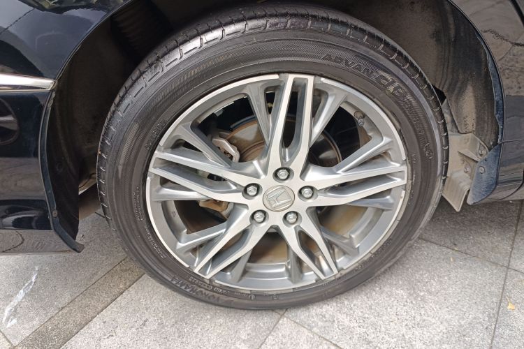 本田 艾力绅 2019款 2.0L 混动至尊版车身外观6008